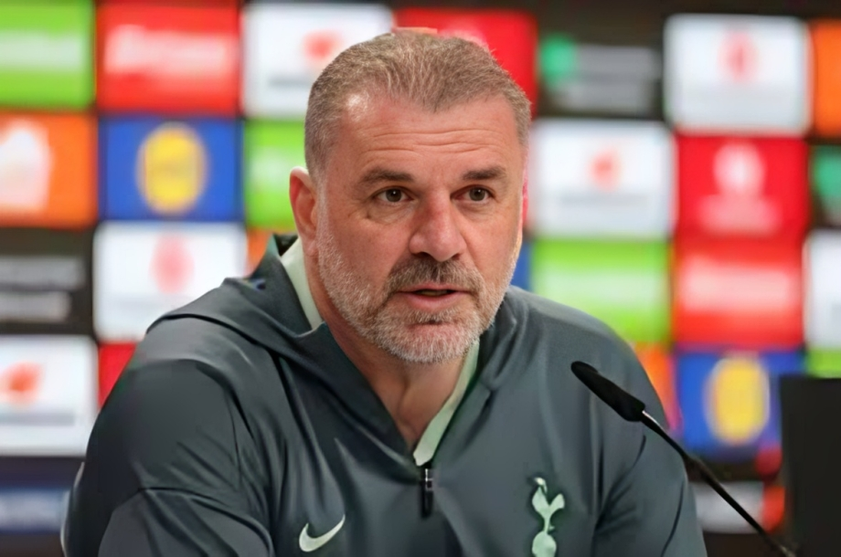Ange Postecoglou Comes Out Fighting as Spurs Boss Rubbishes Man Utd Comparison