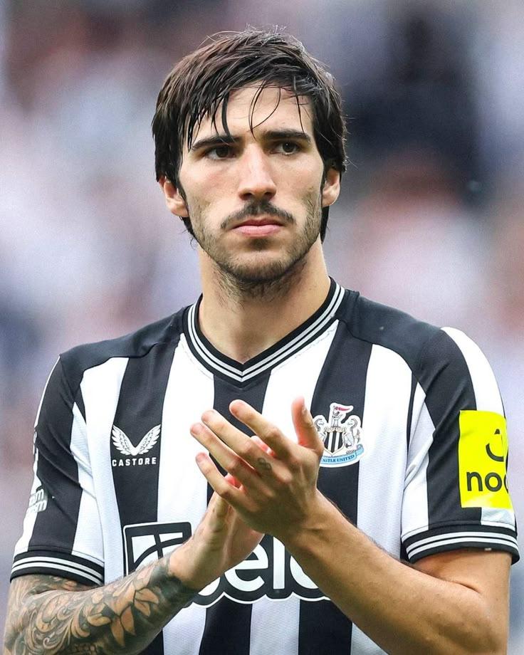 Newcastle vs Burnley Prediction: Magpies Look to SOAR in Must-Win St James' Park Clash